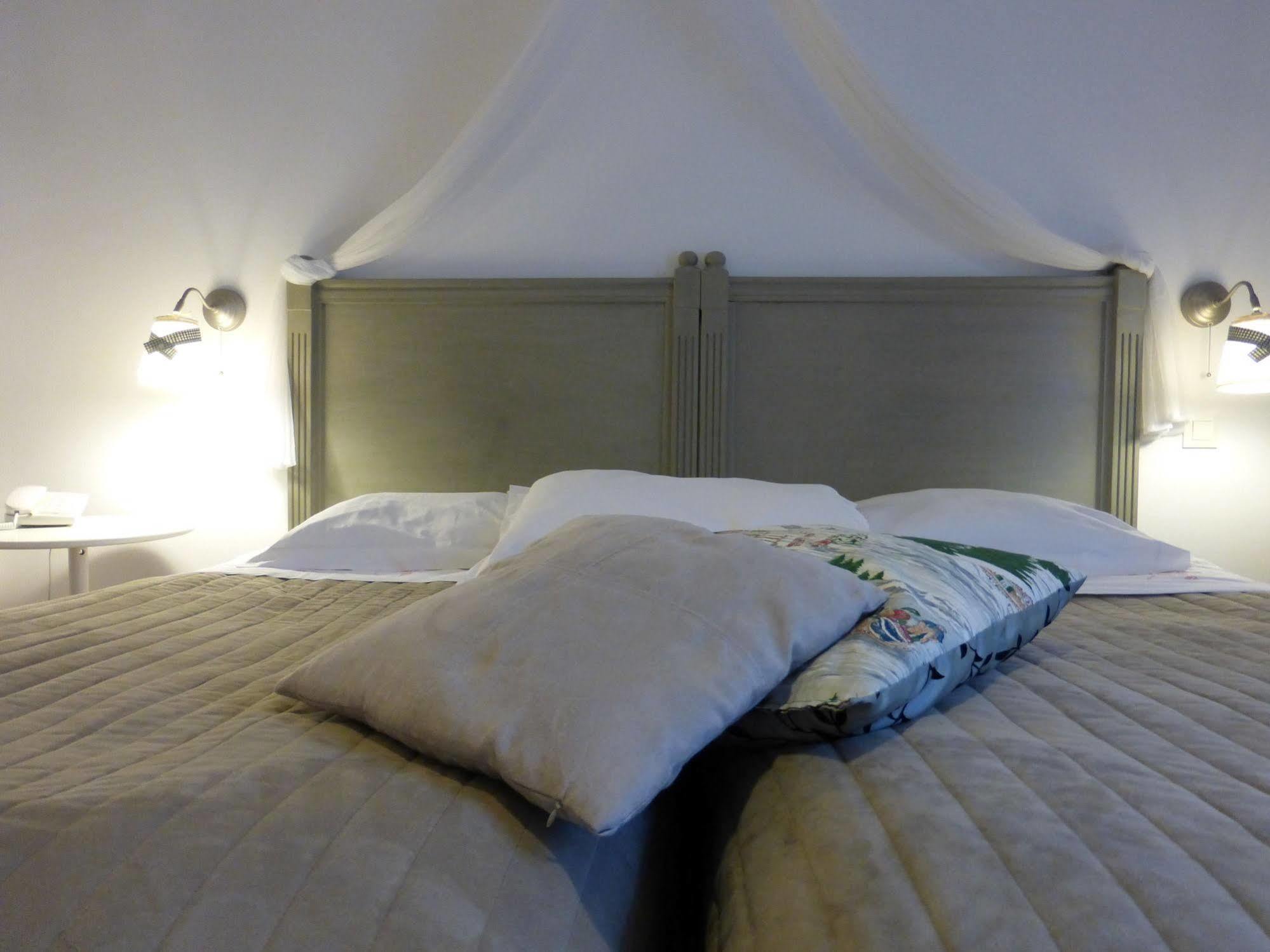 Logis Hotel La Villa Boucicaut Шалон-сюр-Сон Екстериор снимка