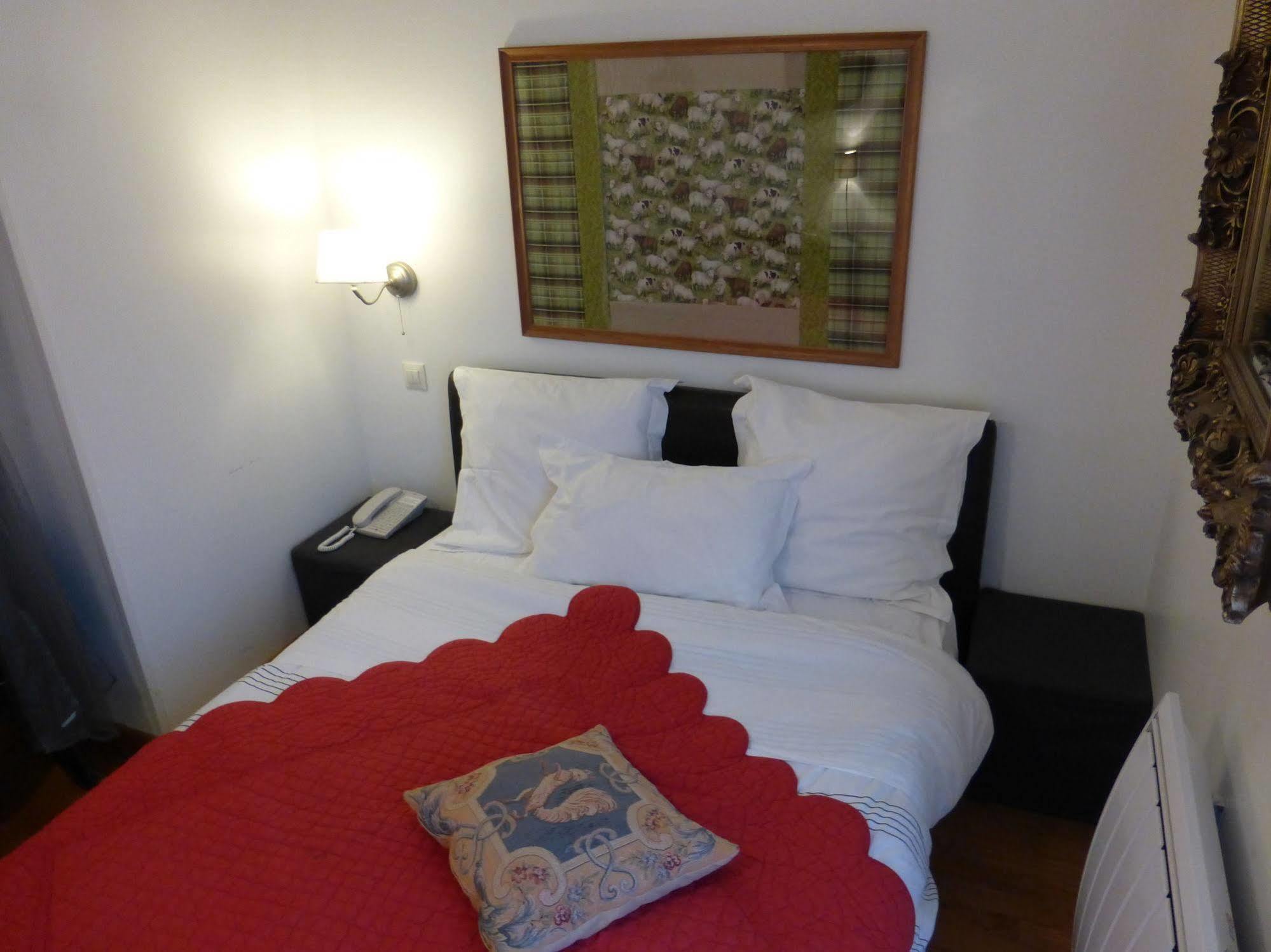 Logis Hotel La Villa Boucicaut Шалон-сюр-Сон Екстериор снимка
