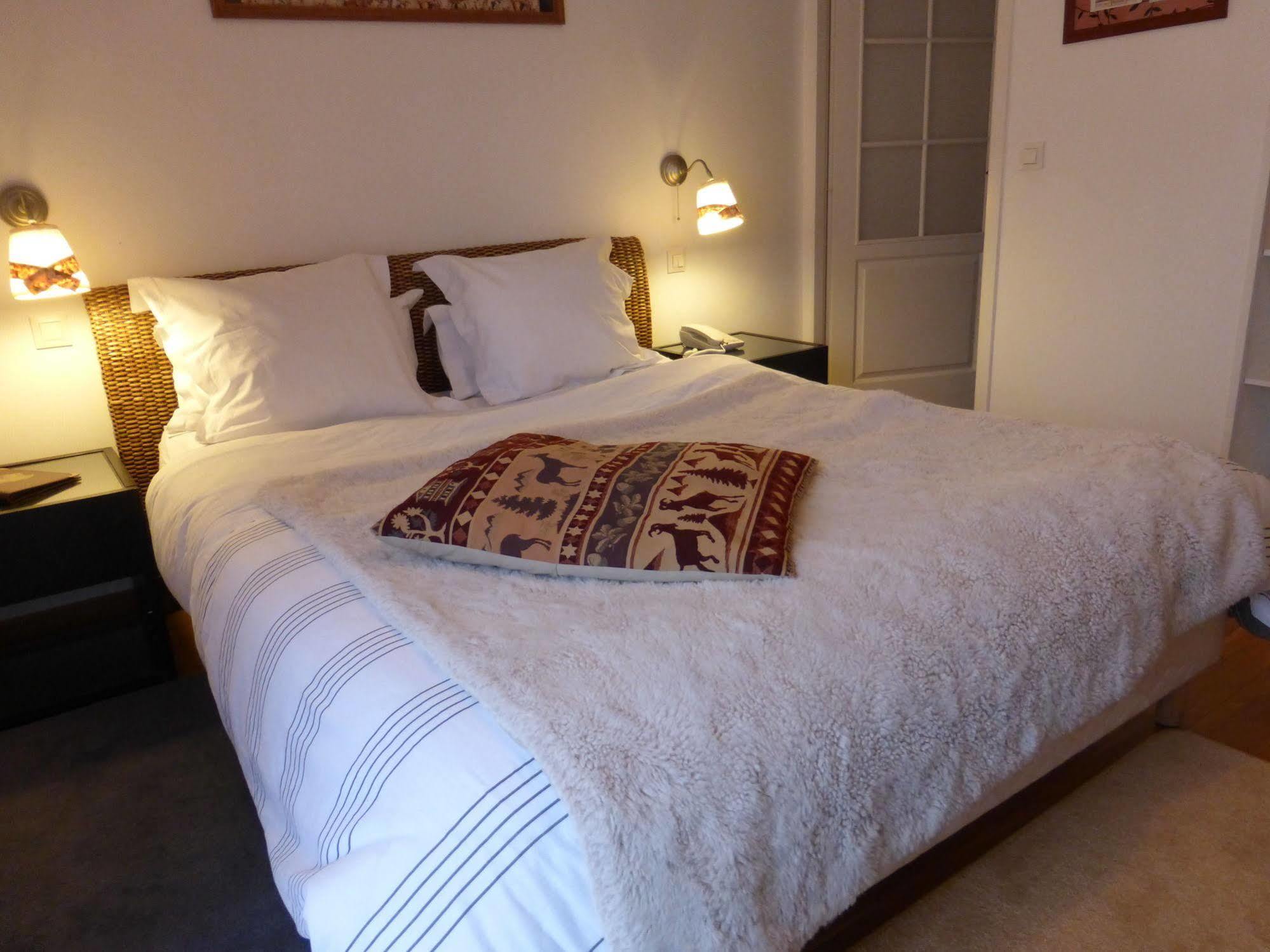 Logis Hotel La Villa Boucicaut Шалон-сюр-Сон Екстериор снимка