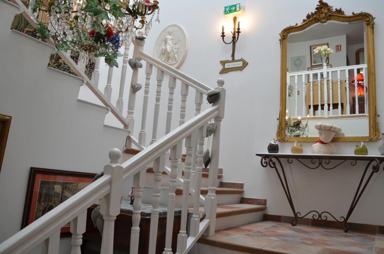 Logis Hotel La Villa Boucicaut Шалон-сюр-Сон Екстериор снимка